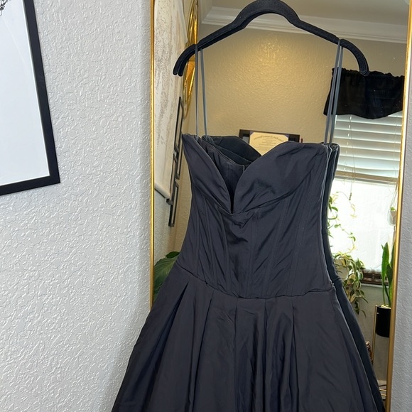 House of CB 'Lady' Black Strapless Midi Dress NWOT - Picture 11 of 17